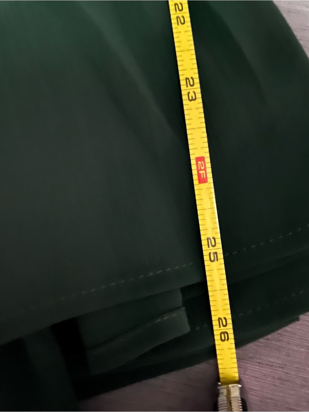 Women’s Emerald Green Puff Sleeve Dress - Picture 10 of 10